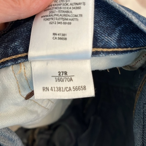 Ralph Lauren Polo
Avery Boyfriend Crop Distressed
Patchwork Jeans size 27 - Picture 10 of 17